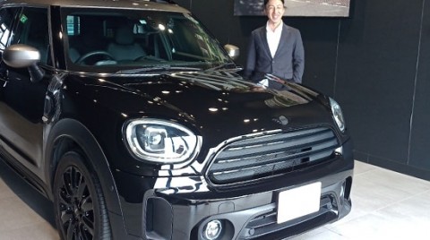 MINI クロスオーバーSHADOW EDITION (限定車)