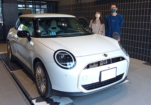 MINI ALL-ELECTRIC クーパー SE
