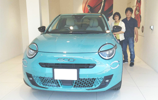 フィアット600 HYBRID ラプリマ