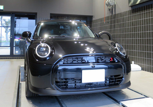 MINI クーパー(3ドア)