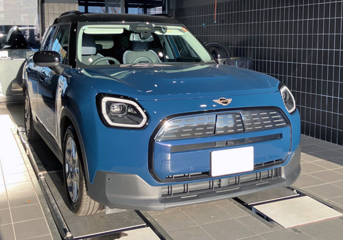 MINI カントリーマン E