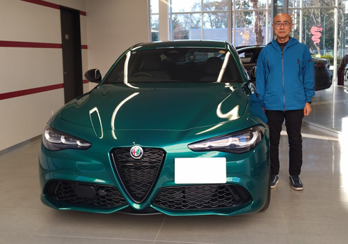 アルファ ロメオ ジュリア INTENSA