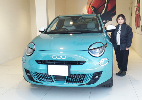 フィアット 600 HYBRID La Prima